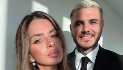 La actriz sigue de vacaciones en Ibiza con sus hijos y Mauro Icardi, y provoca polémicas en la Argentina
