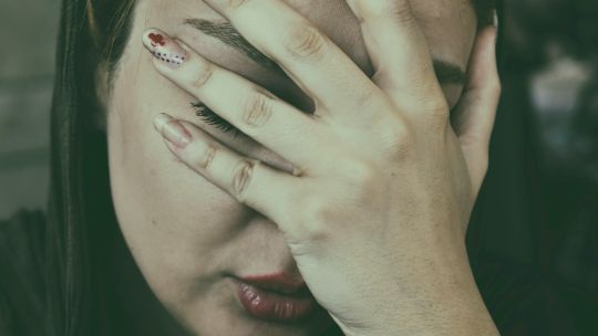 Vivimos en modo x2: cómo salir del piloto automático sin colapsar