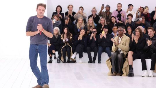Jonathan Anderson hace historia en Dior: será el primer director creativo único desde Christian Dior