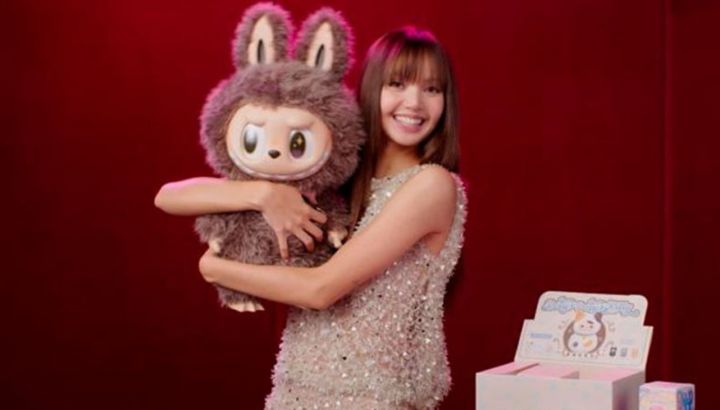 La influencia de Lisa de BLACKPINK impulsa una demanda explosiva del juguete Labubu en el mundo