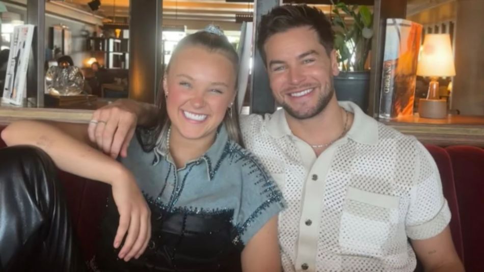 Jojo Siwa y Chris Hughes