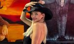 Tras despedirse de sus amigos en México, Evangelina Anderson se mostró paseando por Texas: las espectaculares fotos