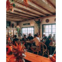 Wanika: Una escapada hawaiana a solo minutos de la ciudad