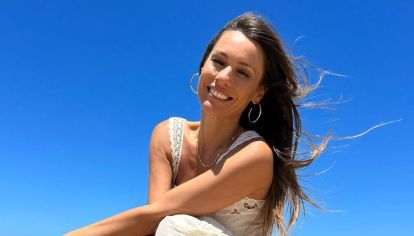La modelo llevó la prenda "must have" de la nueva temporada y deslumbró a sus seguidores de las redes. 