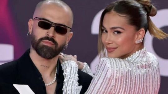 Greeicy y Mike Bahía