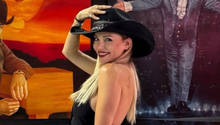 Tras despedirse de sus amigos en México, Evangelina Anderson se mostró paseando por Texas: las espectaculares fotos