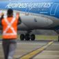 Paro de pilotos de Aerolíneas Argentinas este viernes: quiénes se verán afectados y horarios de vuelos
