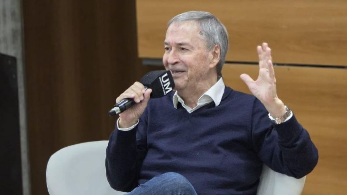 Schiaretti: "El dólar está artificialmente reprimido y no hay reservas"