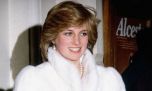 La emotiva razón por la que los abrigos de Lady Di son las únicas prendas que no subastan