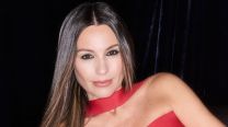 De fucsia y negro, el descomunal look de Pampita para una noche en Inglaterra