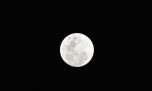 Luna llena de junio 2025: cómo afecta a cada signo del zodiaco