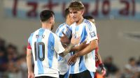 Messi y Nico Paz