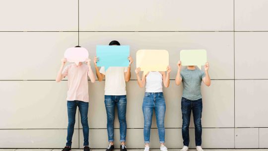 ¿Qué nos pasa con lo que está pasando?: apodos y etiquetas, ladrillos emocionales