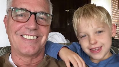 Con una mirada puesta en el mundo, pero sin perder el foco en la educación personalizada, el conductor encontró el modelo ideal para su hijo.