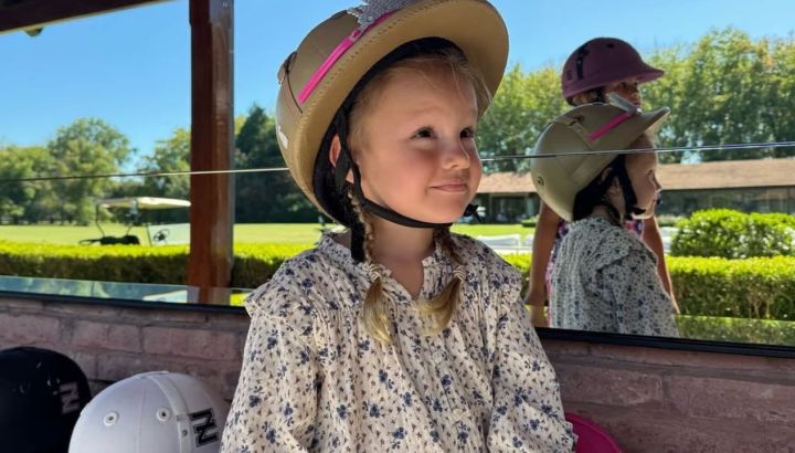 Anita García Moritán se convierte en Bella con su nuevo look de Princesa Disney