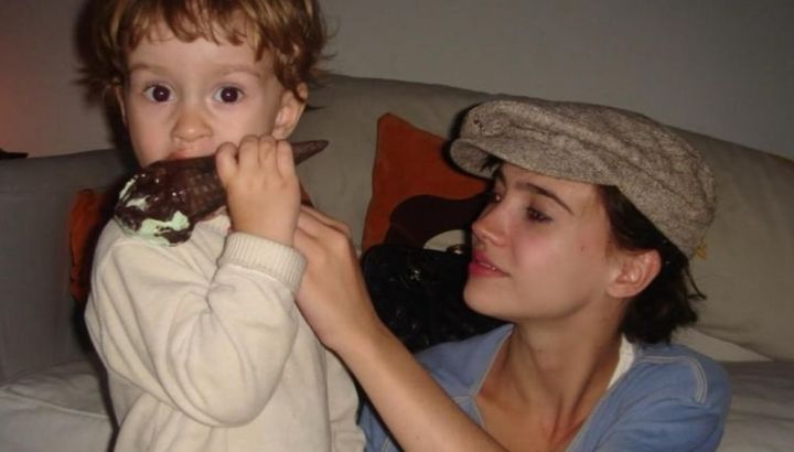 Así está hoy a sus 20 años André, el hijo modelo y despreocupado de Celeste Cid y Emmanuel Horvilleur