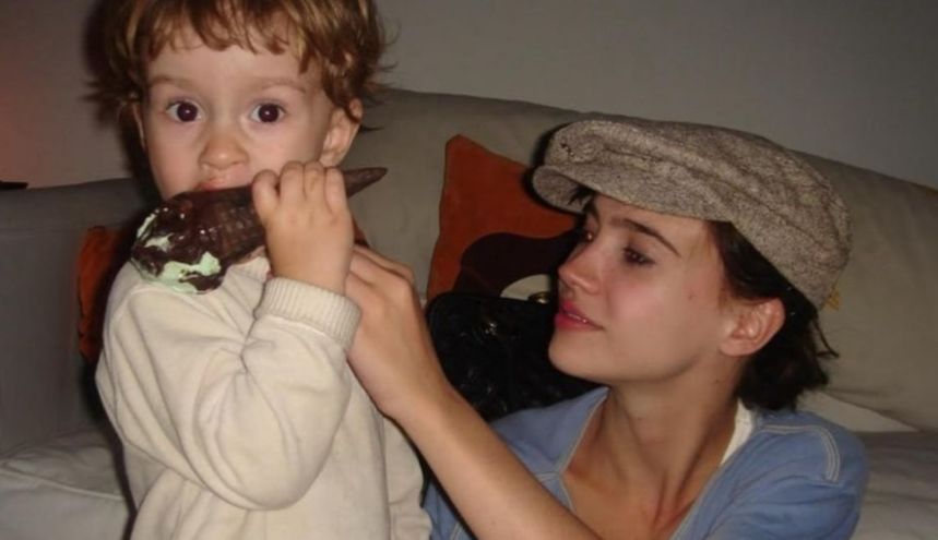 Celeste Cid y su hijo, André