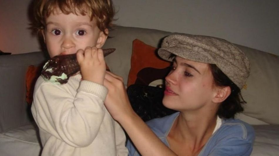 Celeste Cid y su hijo, André