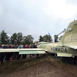 Owen Crippa y el regreso del avión 4-A-115 que combatió en Malvinas.