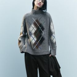 cuello alto Zara