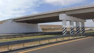 El cuerpo fue encontrado en la carretera 57, en el Altiplano Potosino.  
