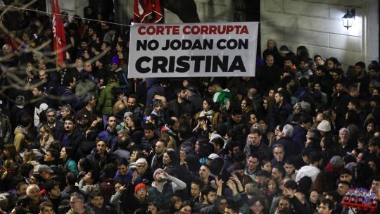 cfk pro protest