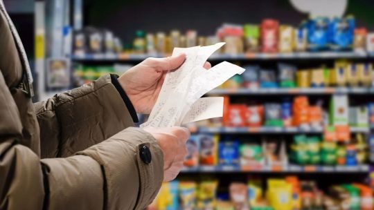 El consumo en mayo tuvo una caída de 0,4% mensual según la CAC