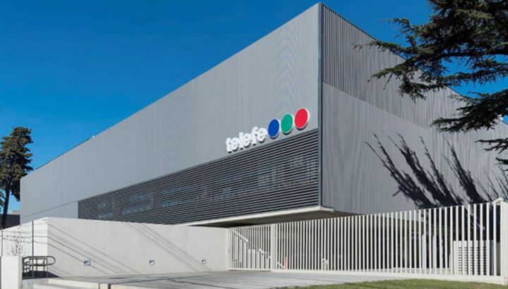 Ángel de Brito reveló la carta interna de Telefe en medio de la preocupación: "El personal afectado"