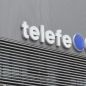 A horas de conocerse la venta oficial de Telefe, dos grupos locales se disputan el negocio mano a mano
