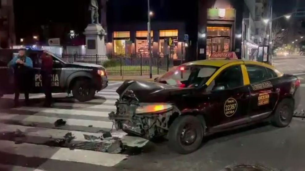 Choque en Córdoba y Callao