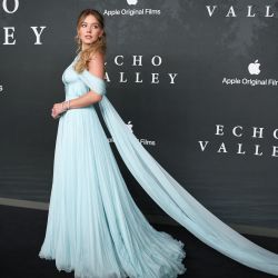 La actriz estadounidense Sydney Sweeney posa en la alfombra roja a su llegada al estreno europeo de "Echo Valley" en el BFI Southbank de Londres. | Foto:HENRY NICHOLLS / AFP
