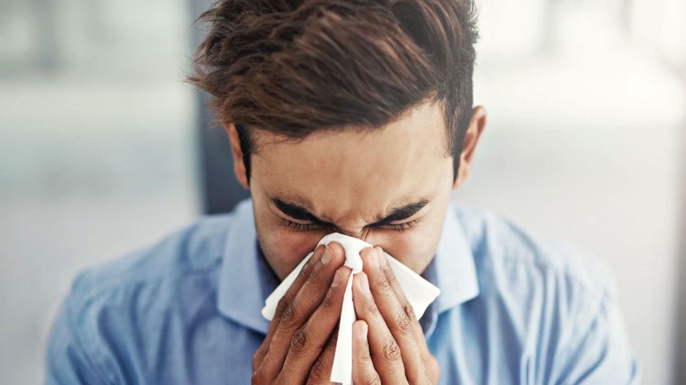 Los casos de gripe aumentaron 20% en una semana.