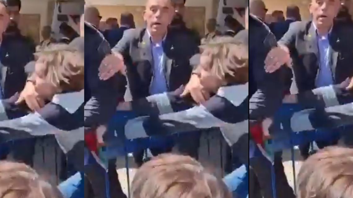 Manifestantes palestinos intentaron abalanzarse sobre Javier Milei en ...