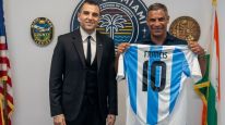 Leandro Petersen y alcalde del condado de Miami-Dade, Francis Suárez. 
