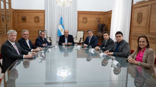 Guillermo Francos, recibió este mediodía a un grupo de gobernadores 20250613