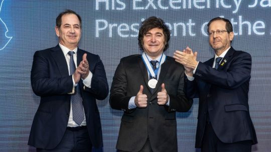 Javier Milei receives the Genesis Prize