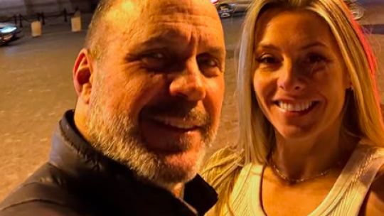 NACHO ALVAREZ Y SU PAREJA MELISA DE LEON EN PARIS
