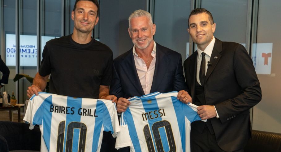 Lionel Scaloni, Martin Koening y Leandro Petersen de Baires Grill