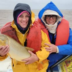 El equipo campeón fue el 261, un team integrado por pescadores de la ciudad bonaerense de Tandil, quienes acumularon 280.000 puntos. Ellos fueron Ángel Fermín, Francisco Payes y María Fernanda Olivera, junto al local Sergio Miguel Gutiérrez, quién, además, fue distinguido como el guía mejor clasificado. 