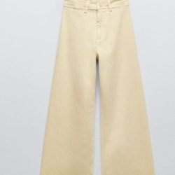 Butter yellow