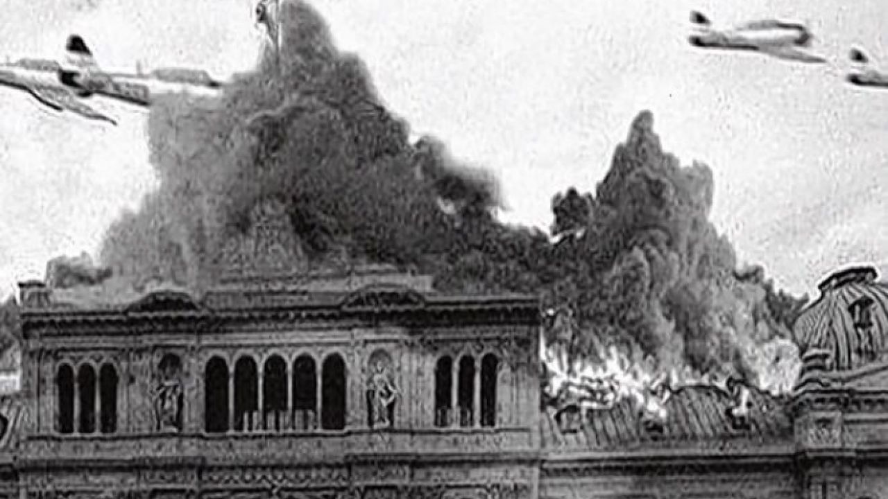 Bombardeo sobre Plaza de Mayo | Foto:Cedoc