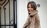 Nequi Galotti impone su look con los jeans wide leg del momento y la polera ideal para el invierno