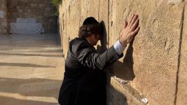 Milei vuelve a Israel en medio de la guerra con Irán y recibirá distinciones