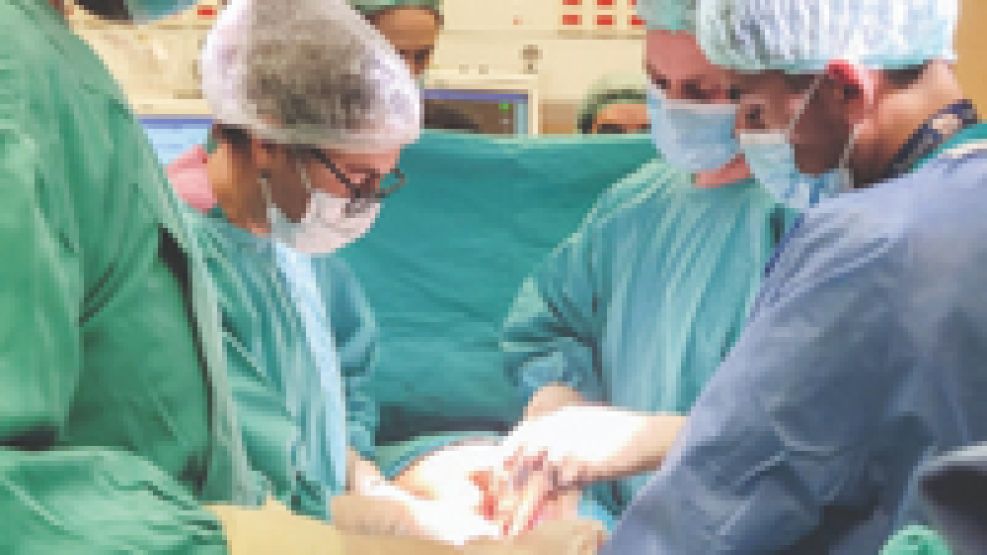 Nació la primera bebé operada dentro del útero en el Hospital Garrahan
