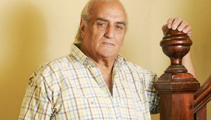 Fue mano derecha de López Rega, funcionario en su ministerio y líder de la temible "jotaperra". Condenado por crímenes de esa banda paramilitar, está activo una vez más. Escrache vecinal.
