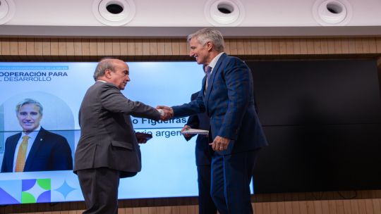 La Organización de Estados Iberoamericanos premió a Marcelo Figueiras por su aporte al desarrollo regional