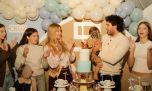 Así fue el primer cumpleaños de Cruz, el hijo de Nicole Neumann: temática de caballos y una impresionante decoración de granja