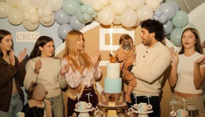 La modelo y su familia celebraron el especial día de Cruz, con hermosos recuerdos y una deliciosa torta.
