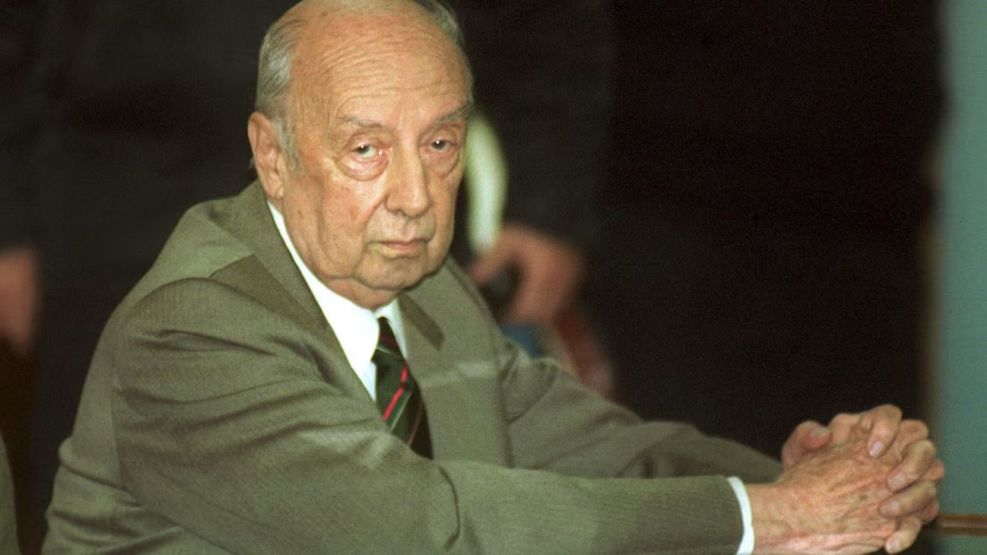 Carlos Guillermo Suárez Mason