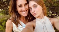 Soledad Pastorutti junto con su hija Antonia